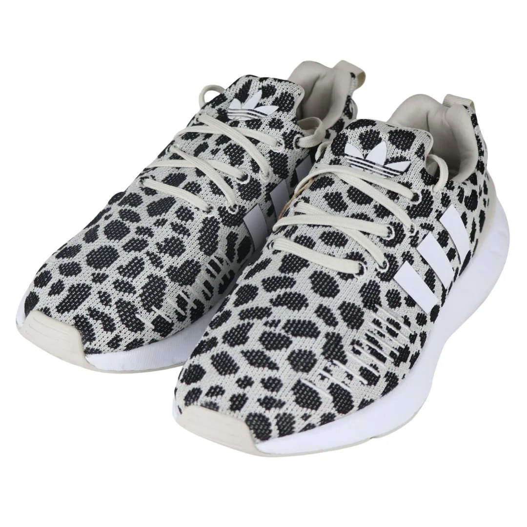 Adidas - Kid's Swift Run 22 J 'Polka Dot' - Talc / Cloud White / Core Black