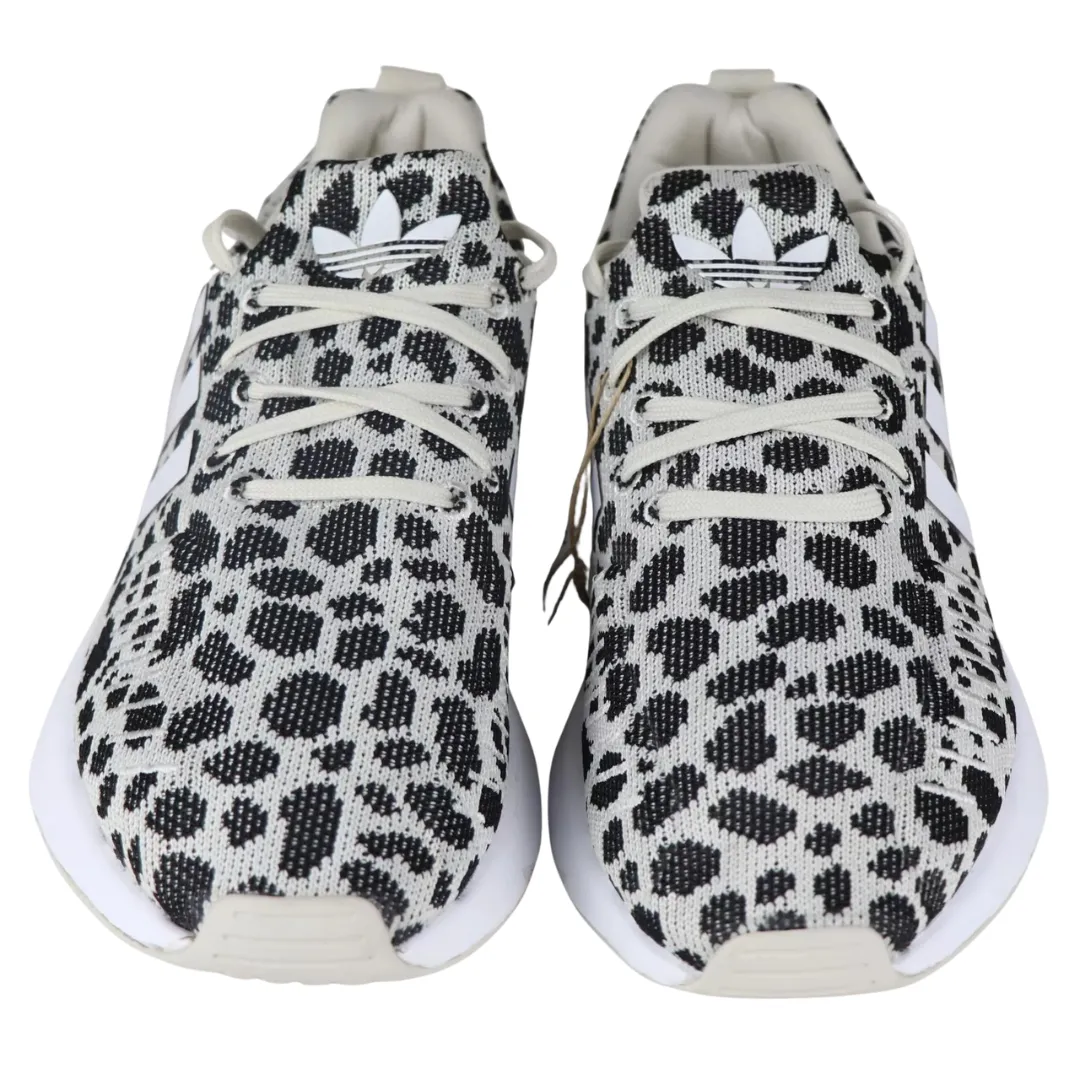 Adidas - Kid's Swift Run 22 J 'Polka Dot' - Talc / Cloud White / Core Black