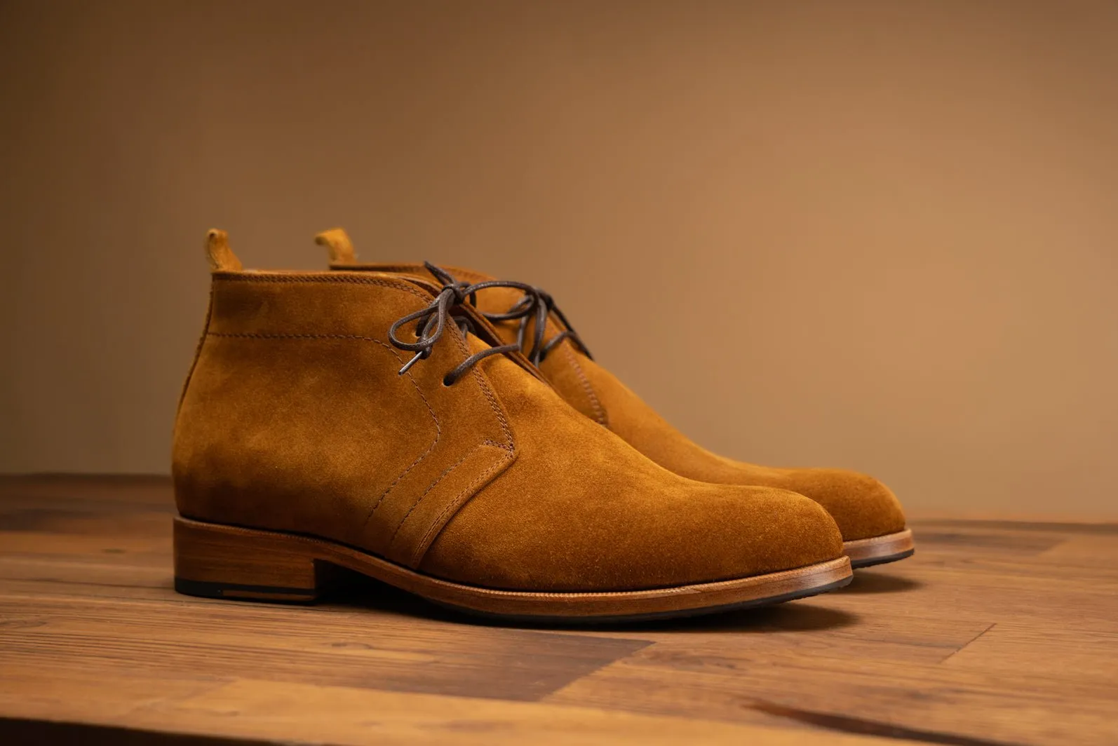 Bosphorus Leather Chukka Boots - Gulf Suede Honey