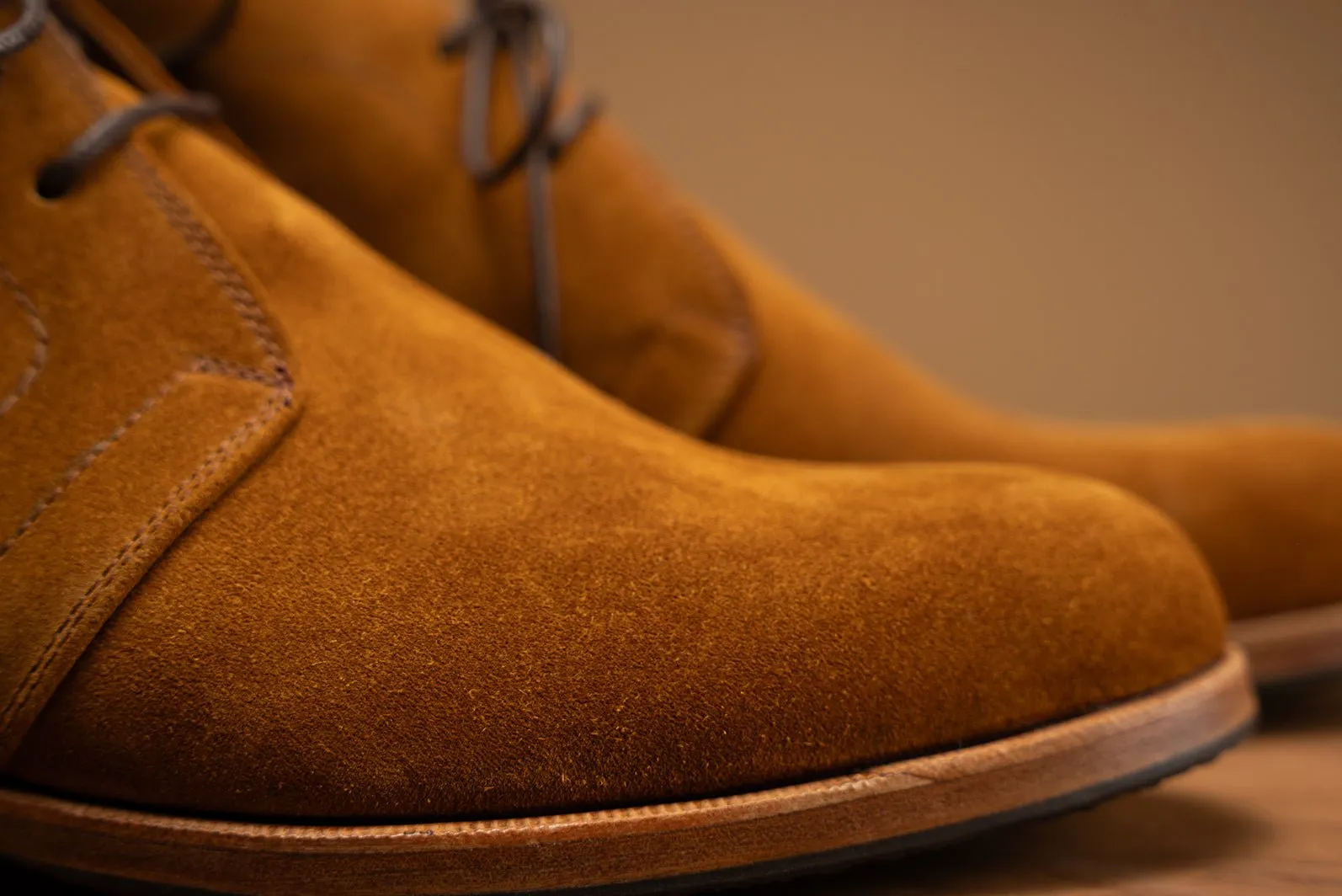 Bosphorus Leather Chukka Boots - Gulf Suede Honey