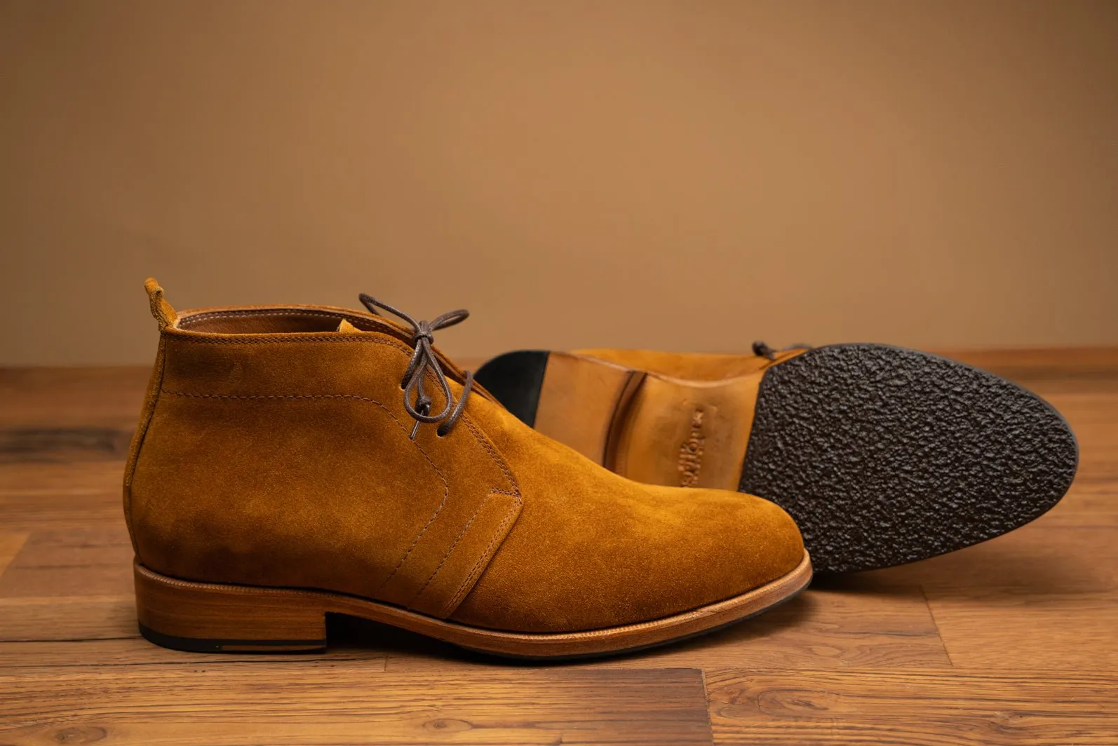 Bosphorus Leather Chukka Boots - Gulf Suede Honey