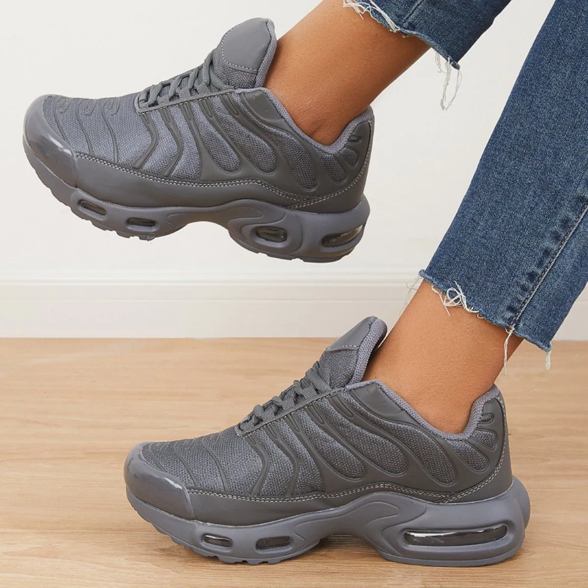 Sohiwoo  Women Comfortable Sneakers Air Cushion Lace-Up Running Shoes Chunky Sneakers